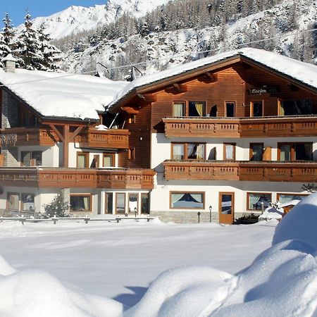 Hotel Bouton D'Or - Cogne Exterior foto