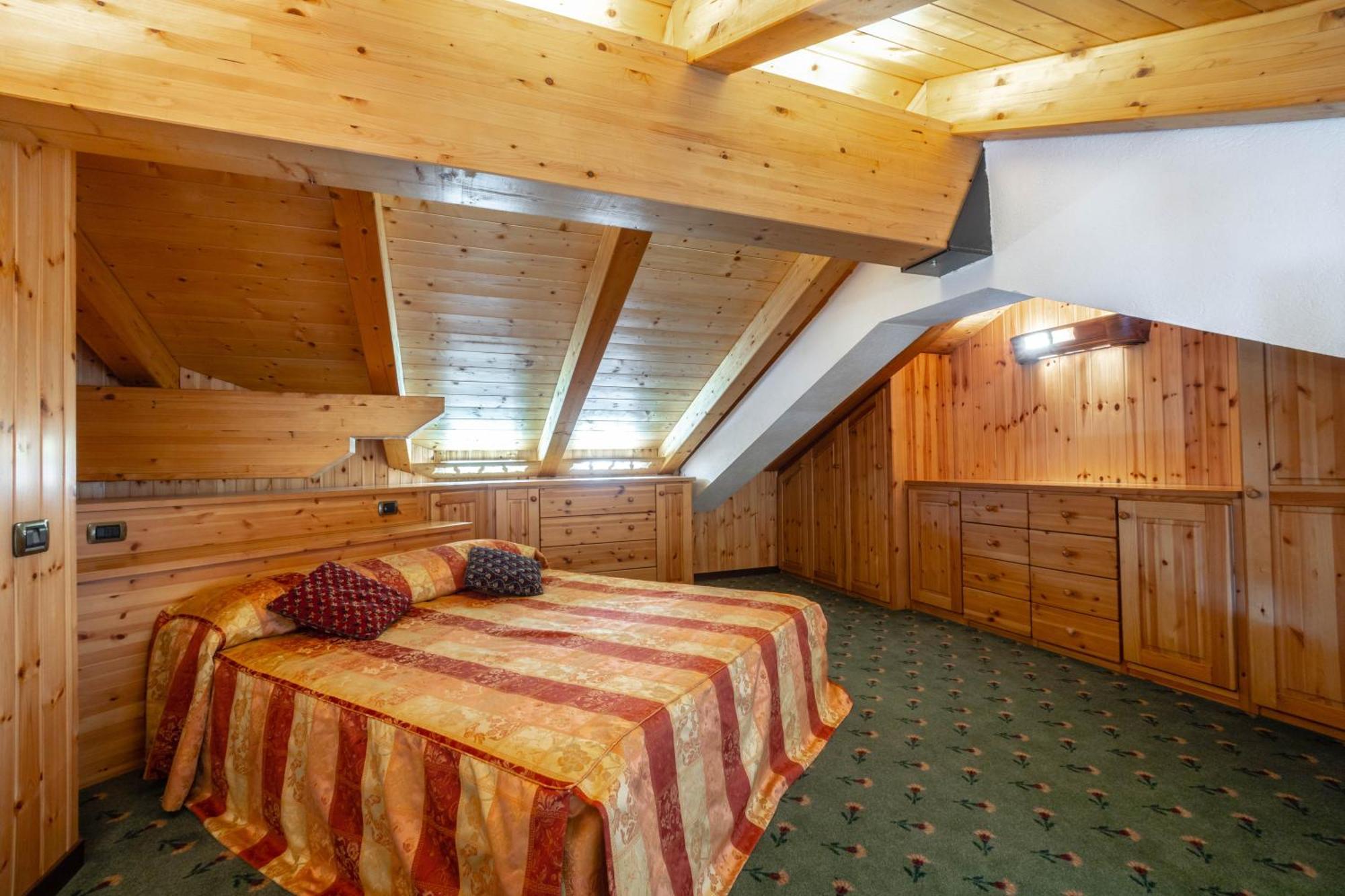 Hotel Bouton D'Or - Cogne Exterior foto