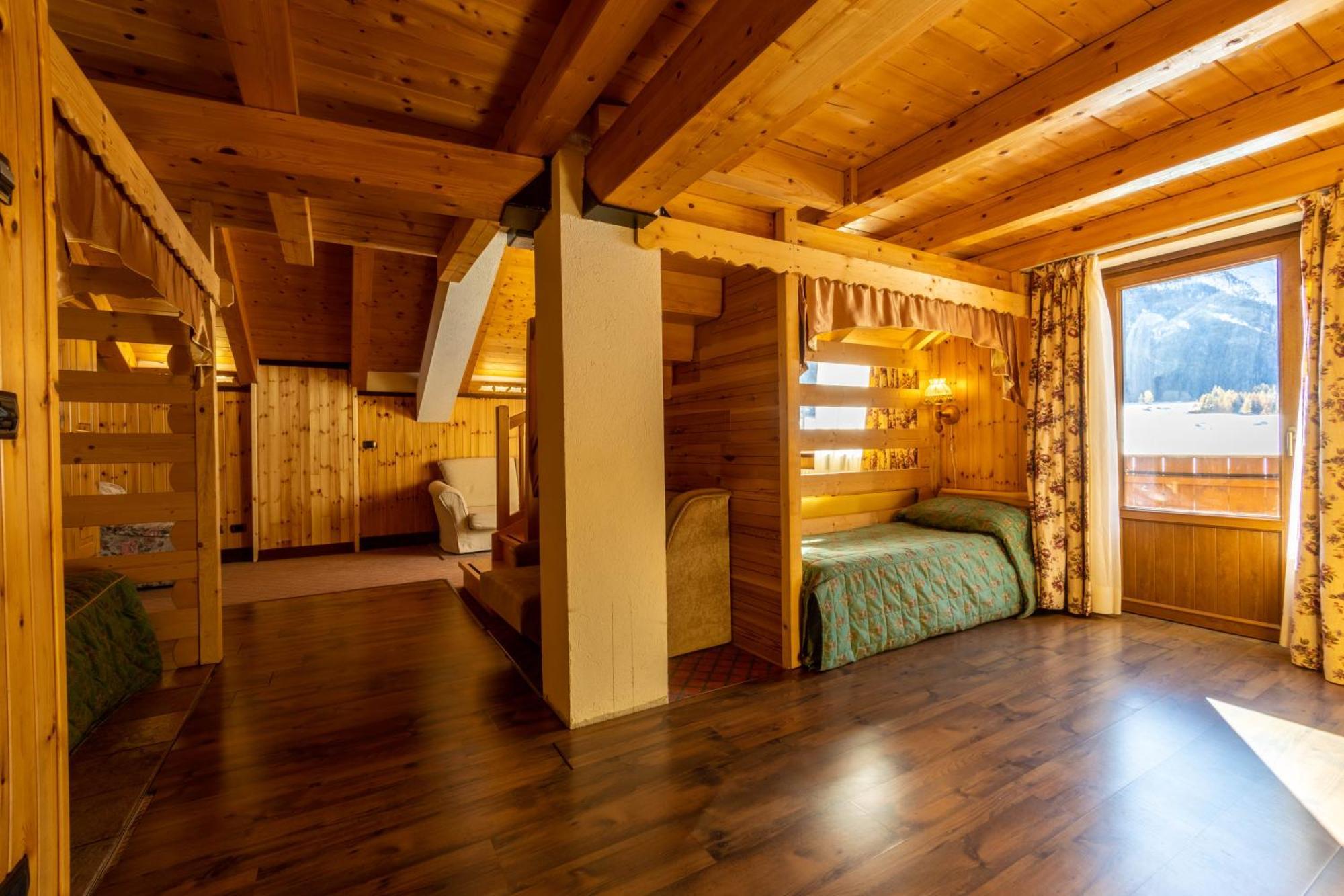Hotel Bouton D'Or - Cogne Exterior foto