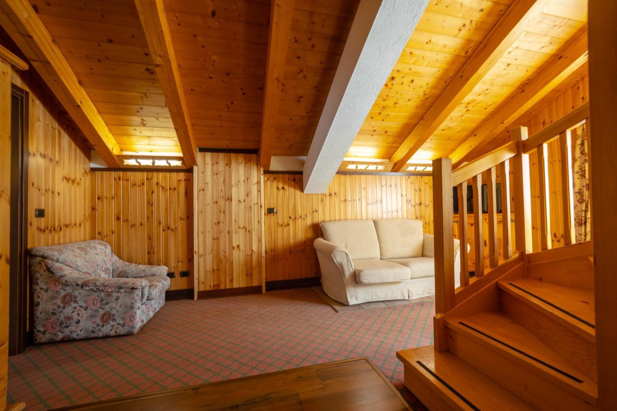 Hotel Bouton D'Or - Cogne Exterior foto
